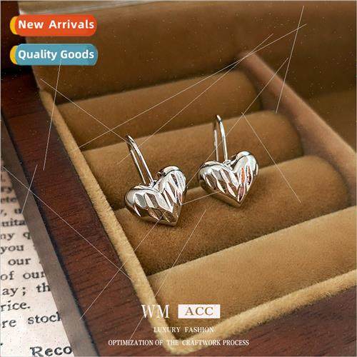 Electroplating love ear hooks fashion simple hundred match e