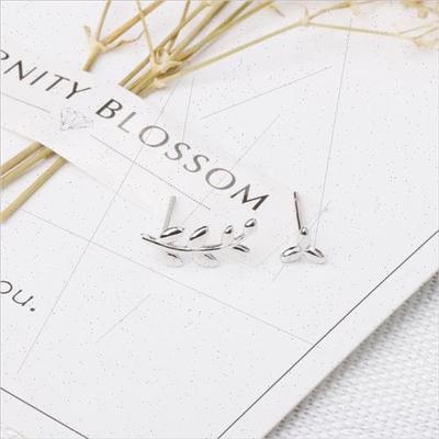 terary Mori asymmetrical olive leaf olive branch earrings fe