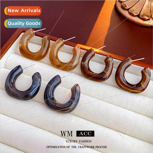 lver needle brown hollow u-shaped resin earrings French vint