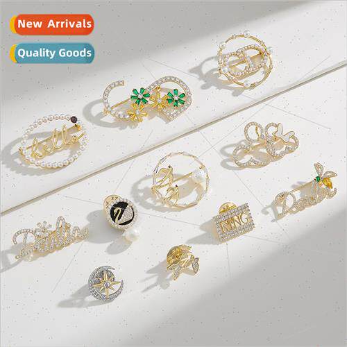 Copper plated inlaid zirconium small su brooch women Korea p