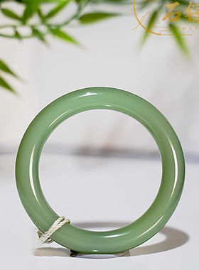 石锤鉴宝新疆和田玉俄碧猫眼手镯