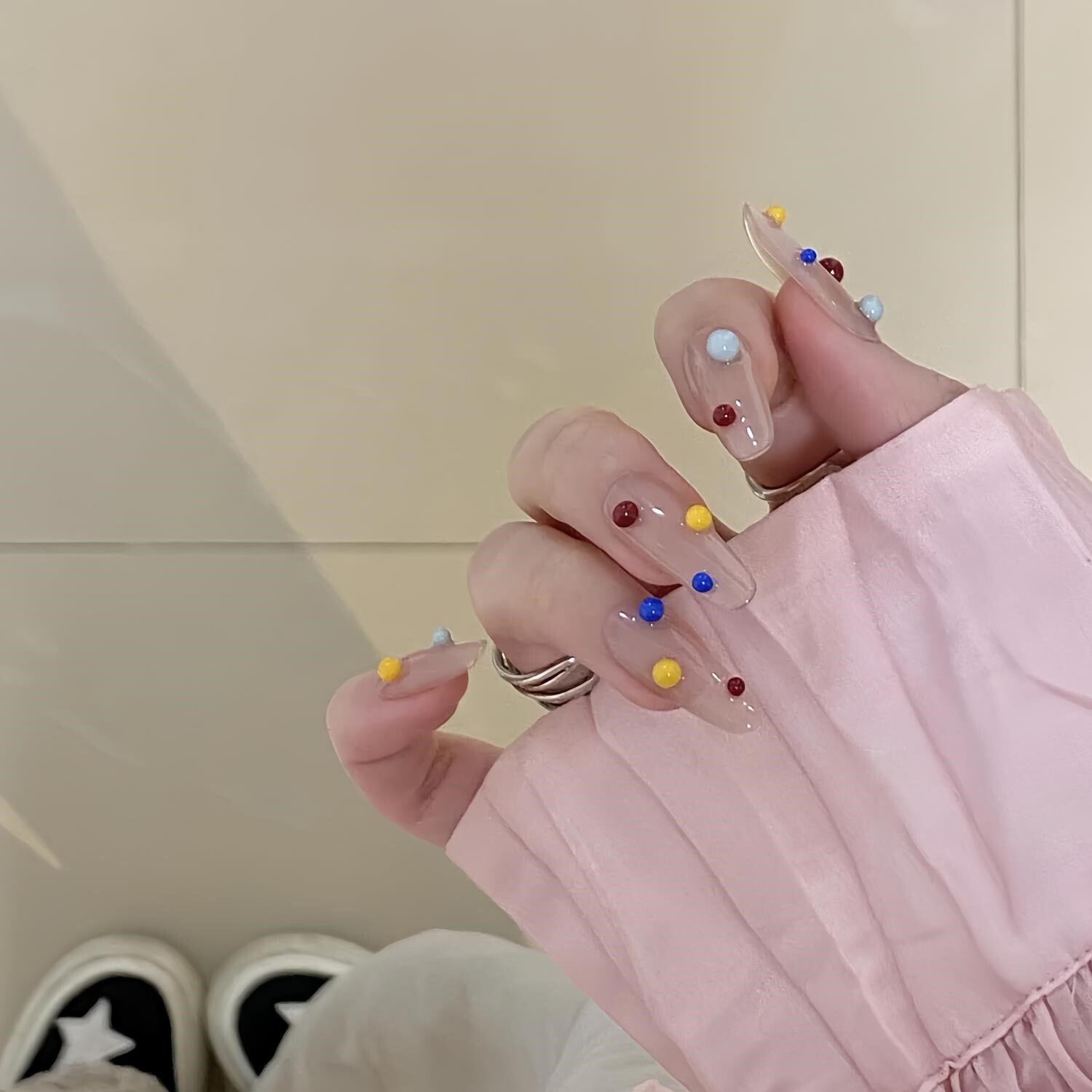 马卡龙可爱彩色波点夏日缤纷少女手工穿戴甲美甲糖豆球球2026新款