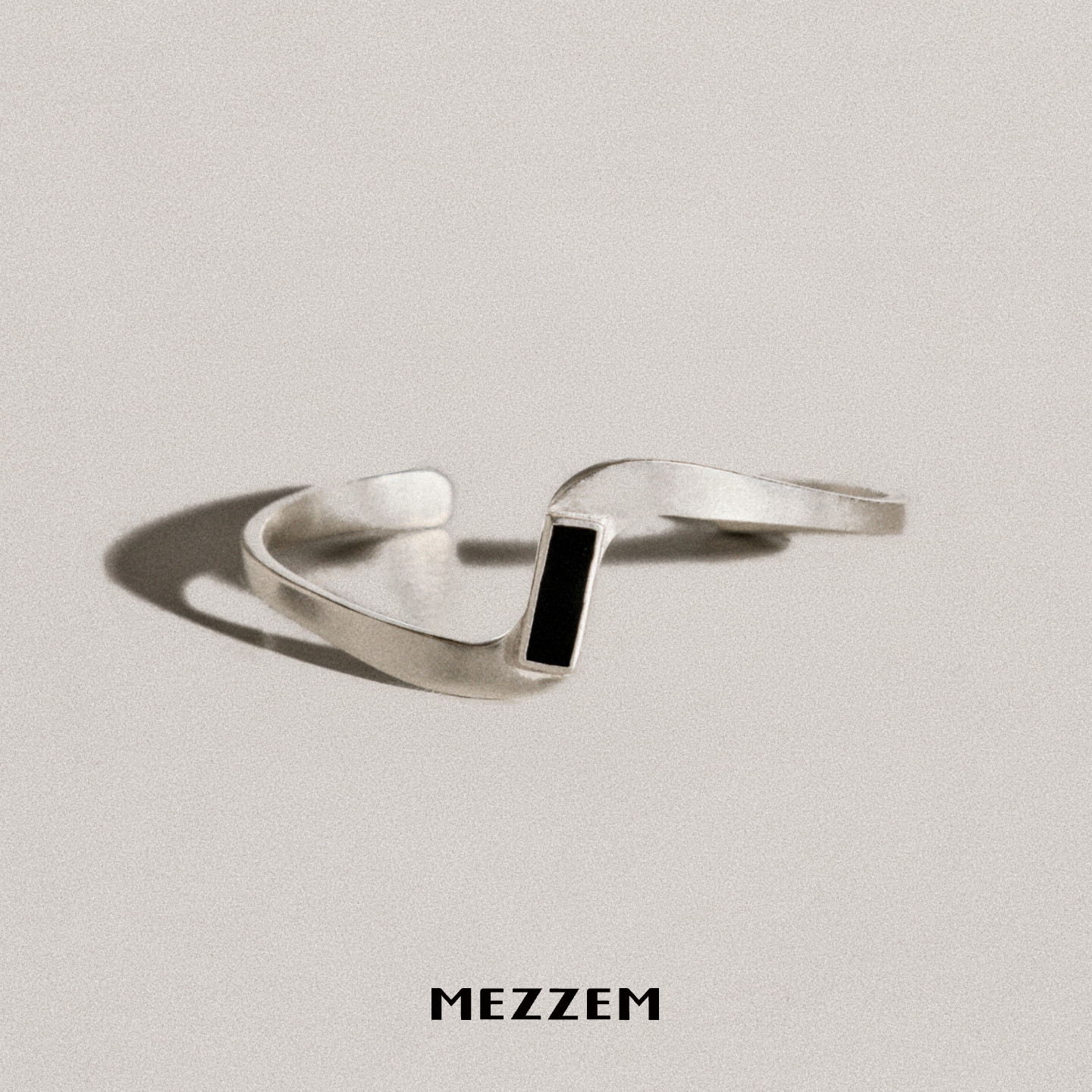 MEZZEM简约时尚个性黑玛瑙手镯银开口原创小众中性潮流高级感礼物