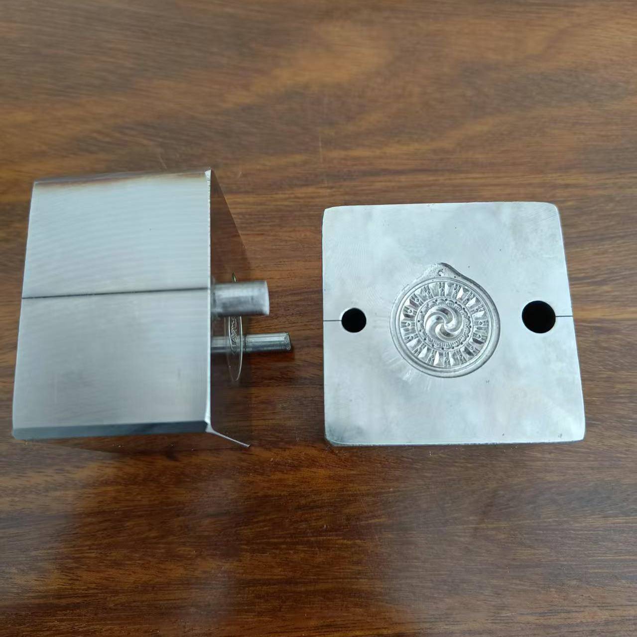 厂家供应吊坠钢模 打金店金银首饰模具金银模具挂件