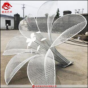 抽象云朵铁艺雕塑广场草坪艺术美陈不锈钢镂空丝雕编织装置定制