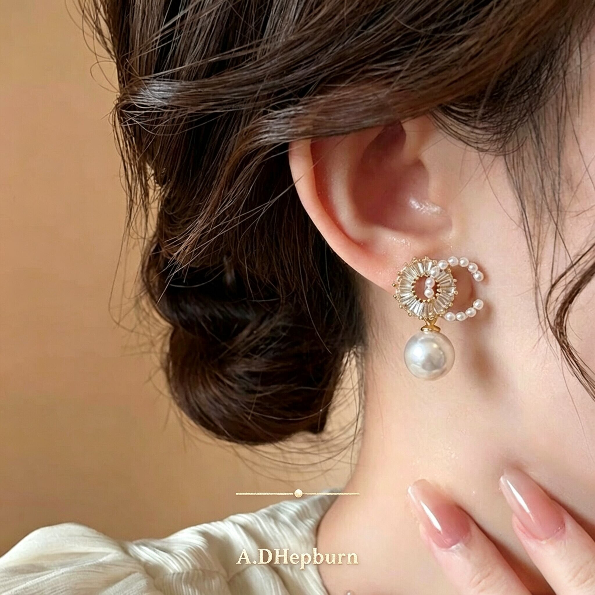 A.DHepburn双C珍珠耳钉不掉色女