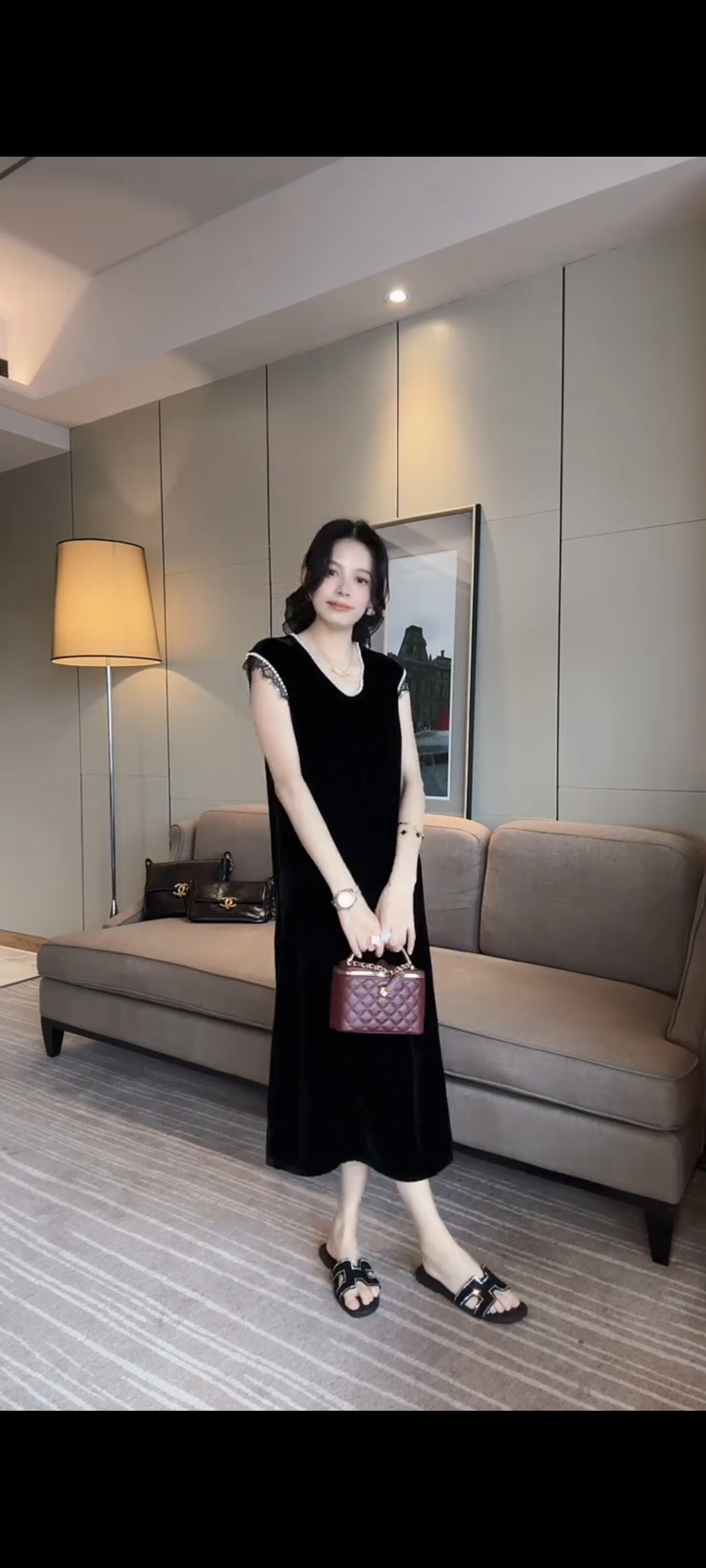 欧货重工钉珠蕾丝拼接丝绒连衣裙女2025夏季气质名媛显瘦过膝长裙