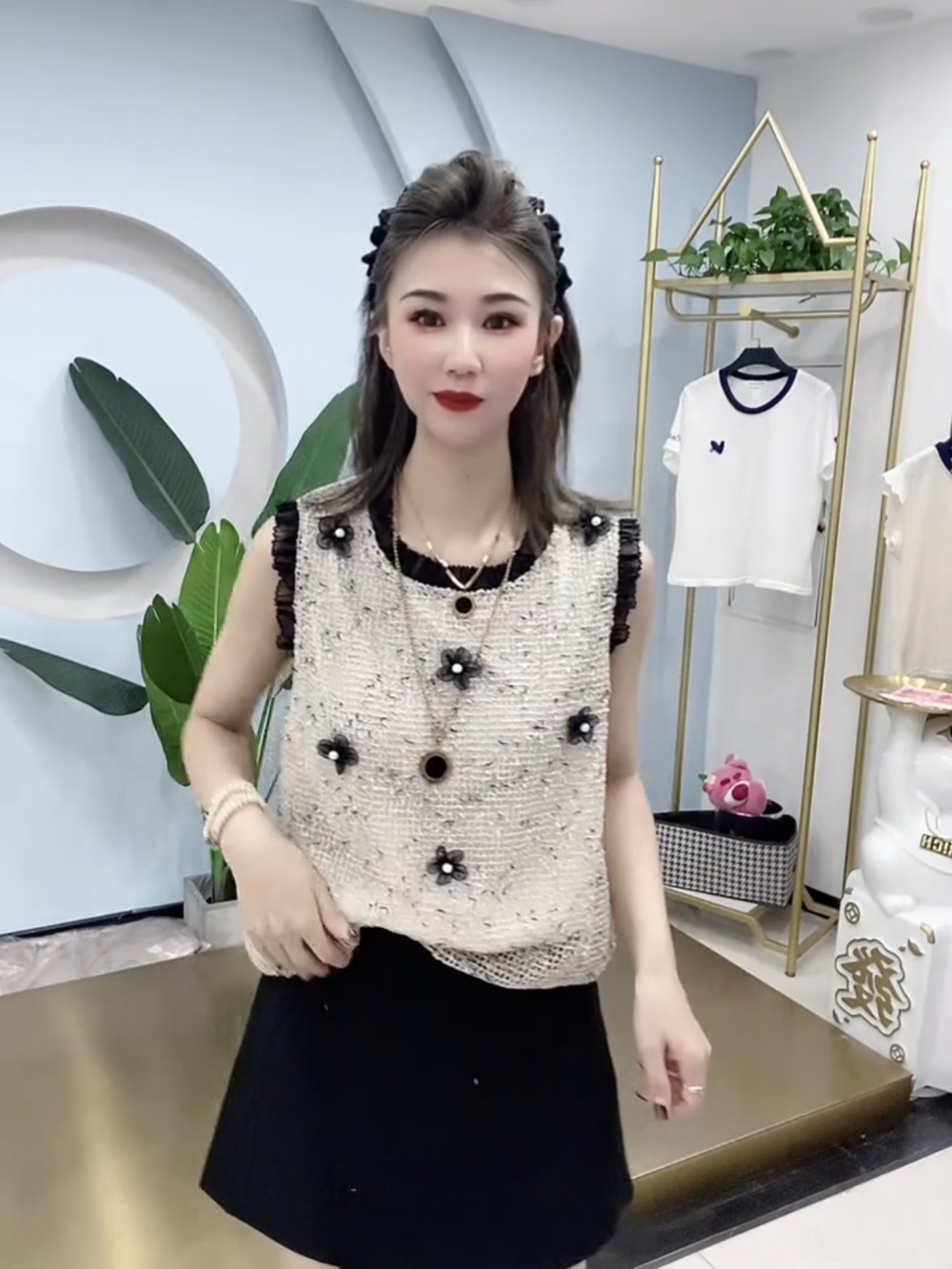 法式小香风气质花朵钉珠圆领无袖背心度假风夏女装减龄小众上衣潮