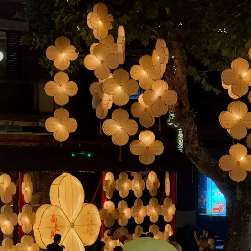 古风灯会花灯装饰中秋节户外挂饰吊饰防水布灯笼发光花边街道造景