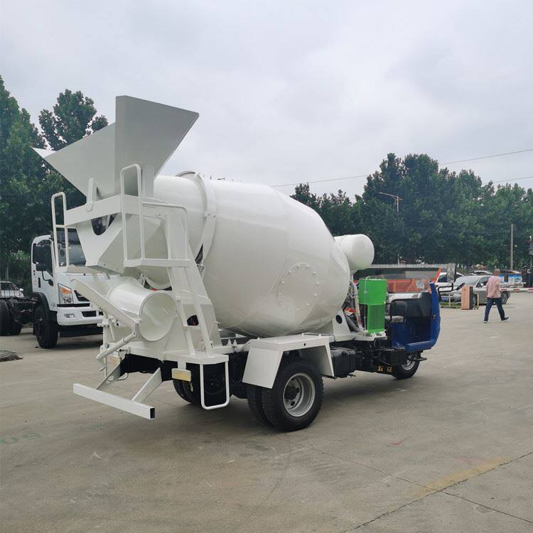 小型混凝土搅拌车商混水泥运输罐车2.5方三轮五征福田乡村隧道用