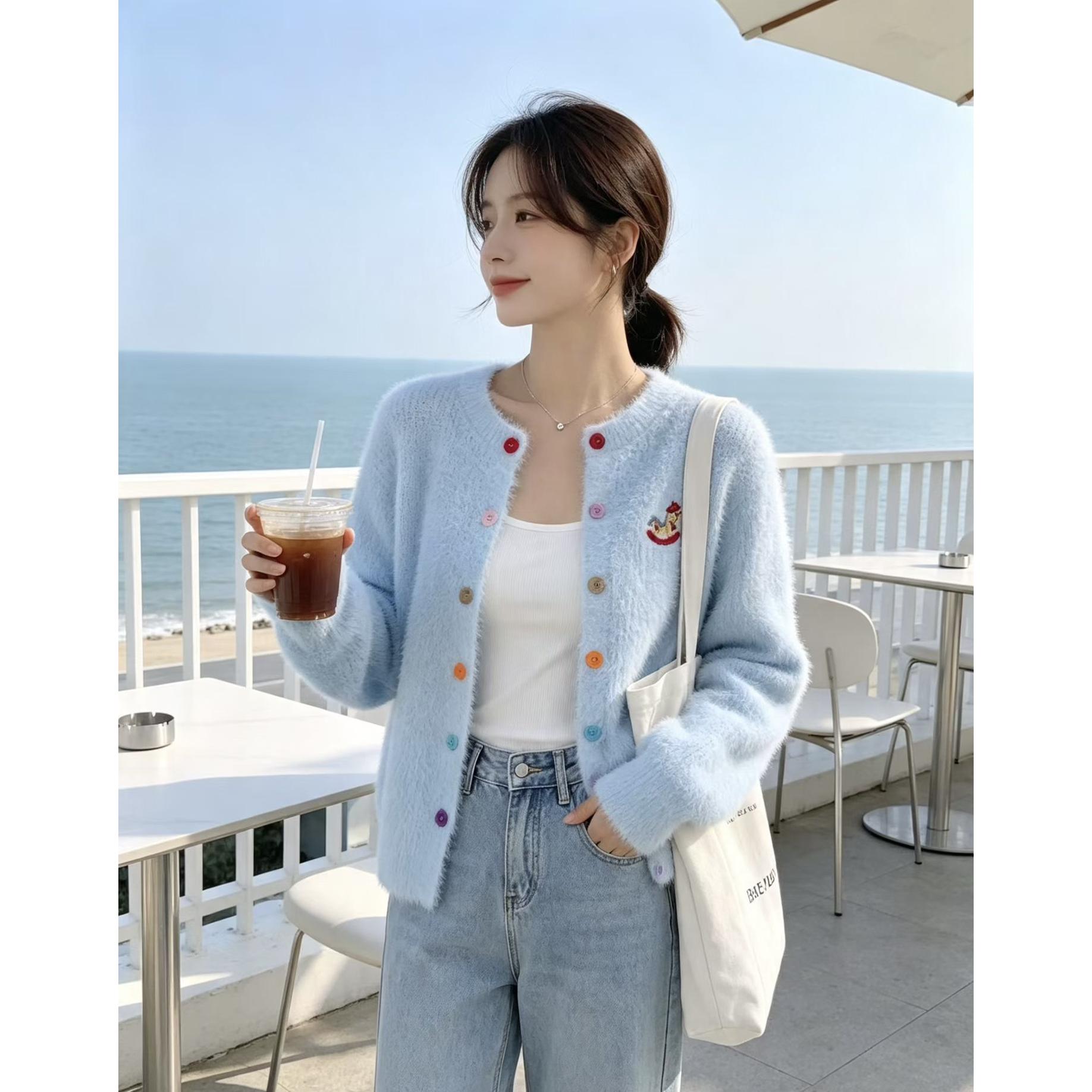 高级感法式红色开衫外套女秋冬季亮丝刺绣毛衣外搭穿搭针织上衣