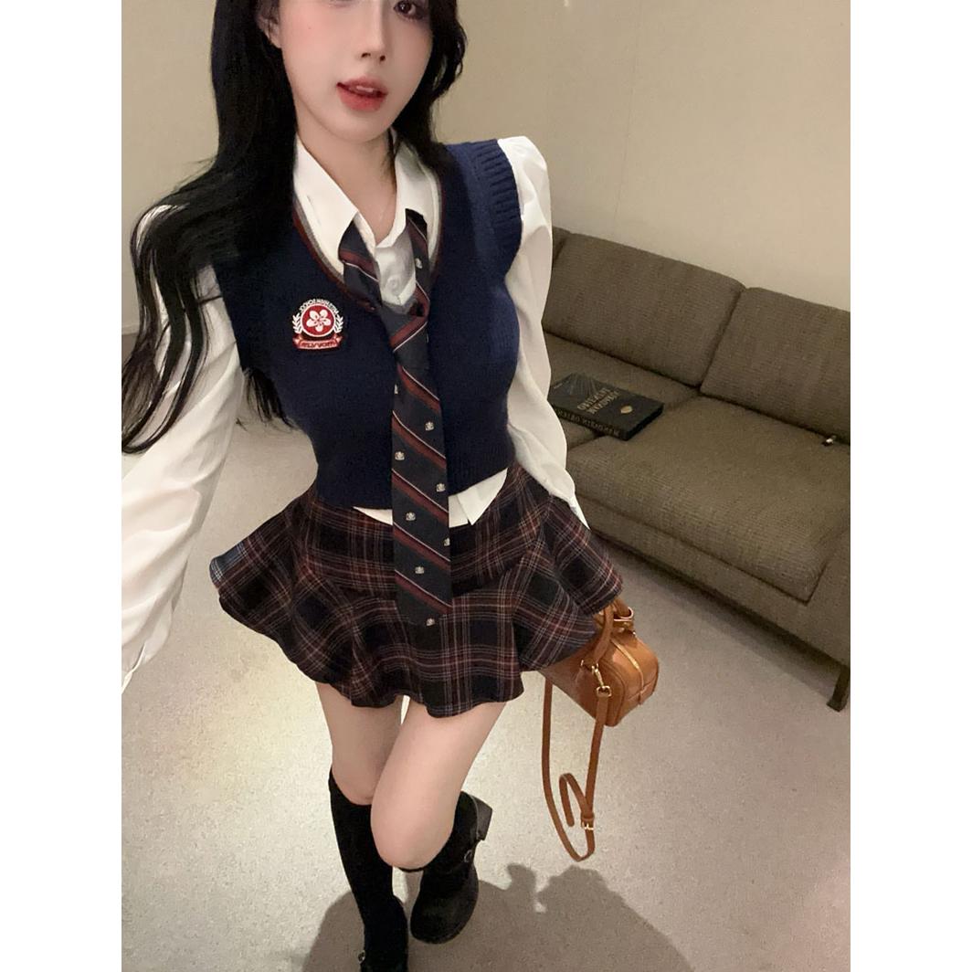 学院风三件套女刺绣马甲叠穿白衬衫jk高腰蓬蓬短裙套装