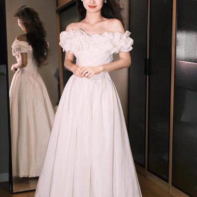 法式白色缎面一字肩礼服裙