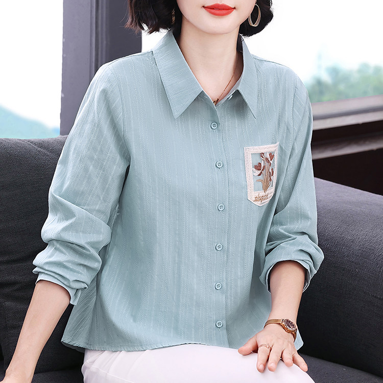 设计感刺绣口袋衬衫女长袖翻领纯棉上衣减龄洋气妈妈秋装衬衣小衫