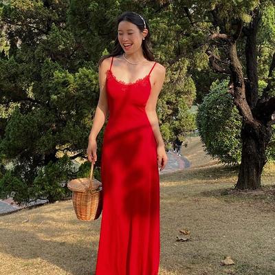 红色蕾丝复古吊带连衣裙