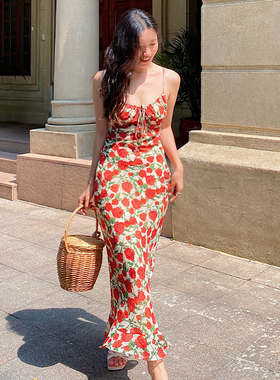 ooh itch痒痒 玫瑰碎花吊带裙复古法式鱼尾花色印花露背连衣裙