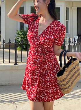 ooh itch痒痒 红色法式复古碎花V领系带收腰显瘦一片式绑带连衣裙