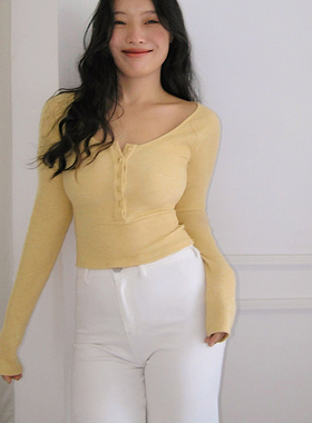 ooh itch痒痒 纽扣t恤女长袖修身纯欲性感风紧身针织打底衫上衣