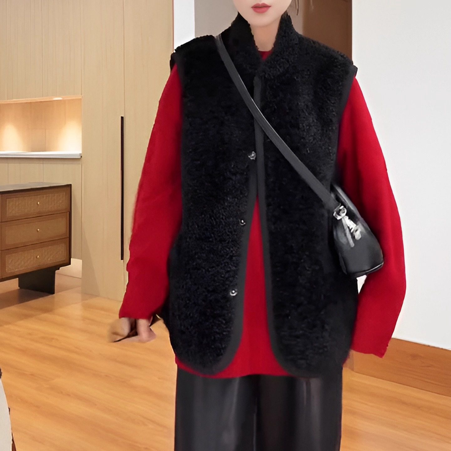 韩系洋气套头针织上衣叠穿马甲女2025秋冬新款极简撞色皮裤三件套,女装/女士精品,时尚套装,淘宝优惠券,粉丝福利购,淘宝优惠卷