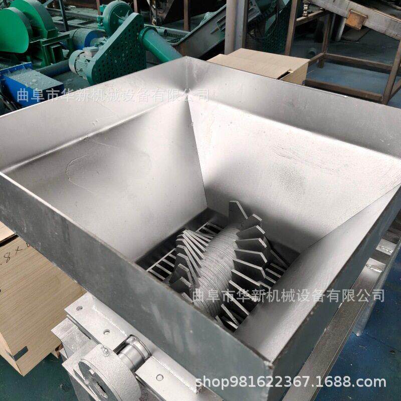 厂家供应滤泥饼打散破碎机结团膨润土松散机受潮结块化打散机
