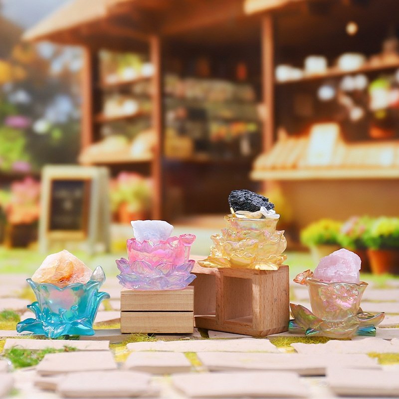 小红书同款热卖花语意琉彩夜光能量水晶石盲盒潮流桌面摆件装饰品