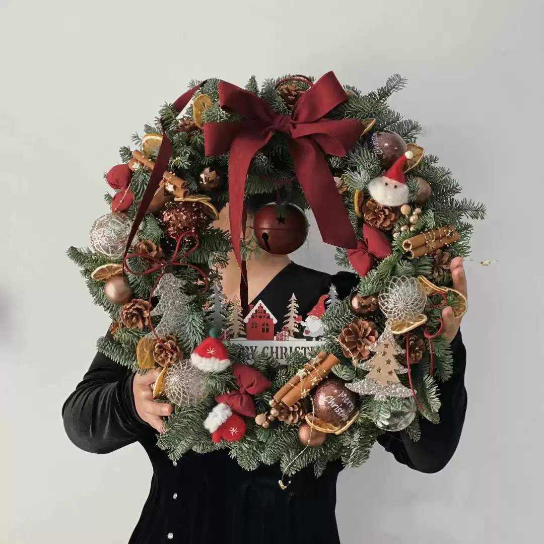 2025新款客厅圣诞节装饰花环门挂礼物墙面场景装饰布置圣诞花环
