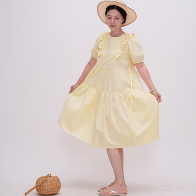 淡黄色娃娃领少女感甜美连衣裙