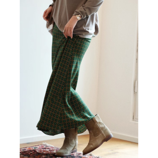 16姆米双绉真丝 数码印花 复古祖母绿立体斜裁松紧腰长裤半身裙女