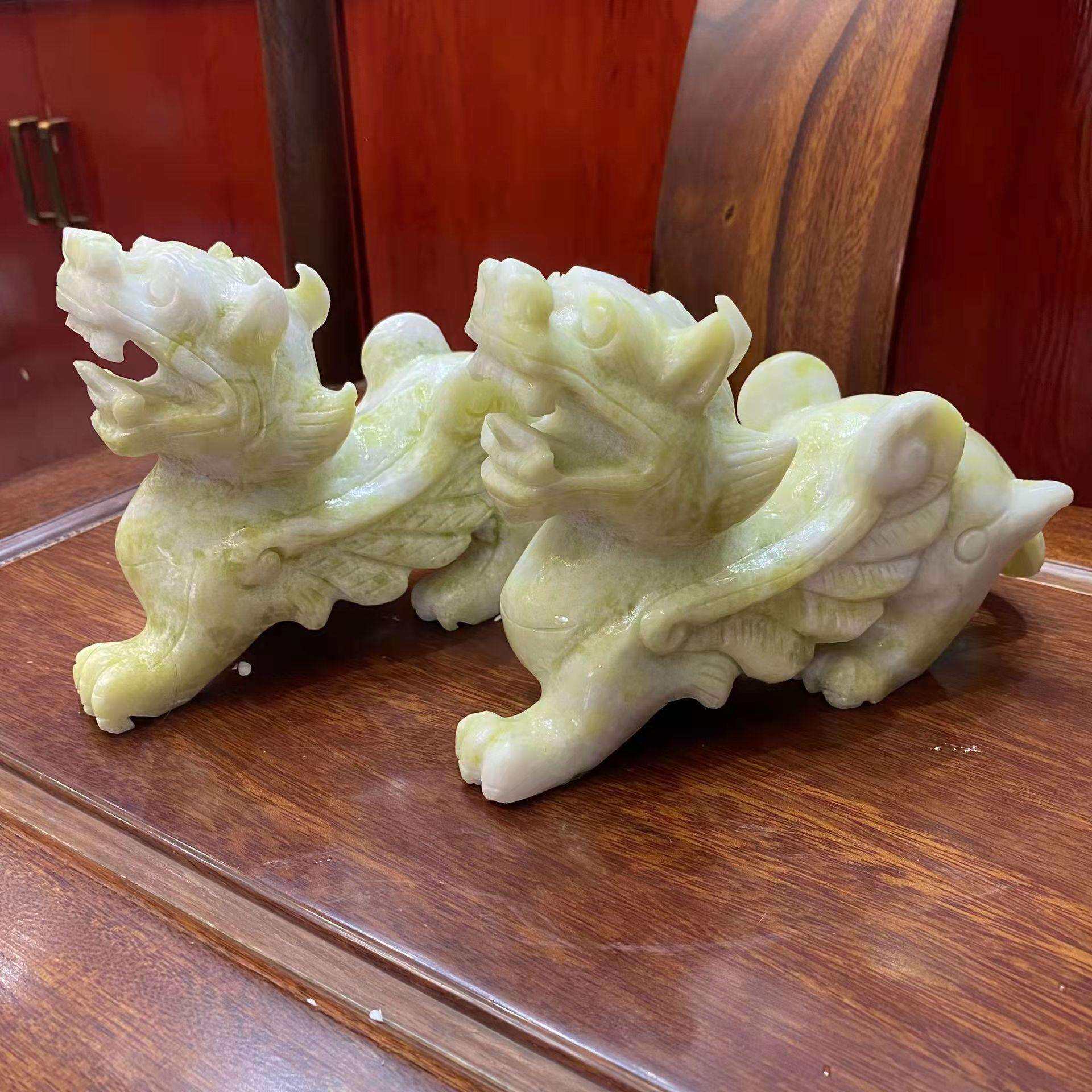 蓝田玉貔貅摆件姜花岫玉飞天小貔貅一对家居办公装饰工艺品