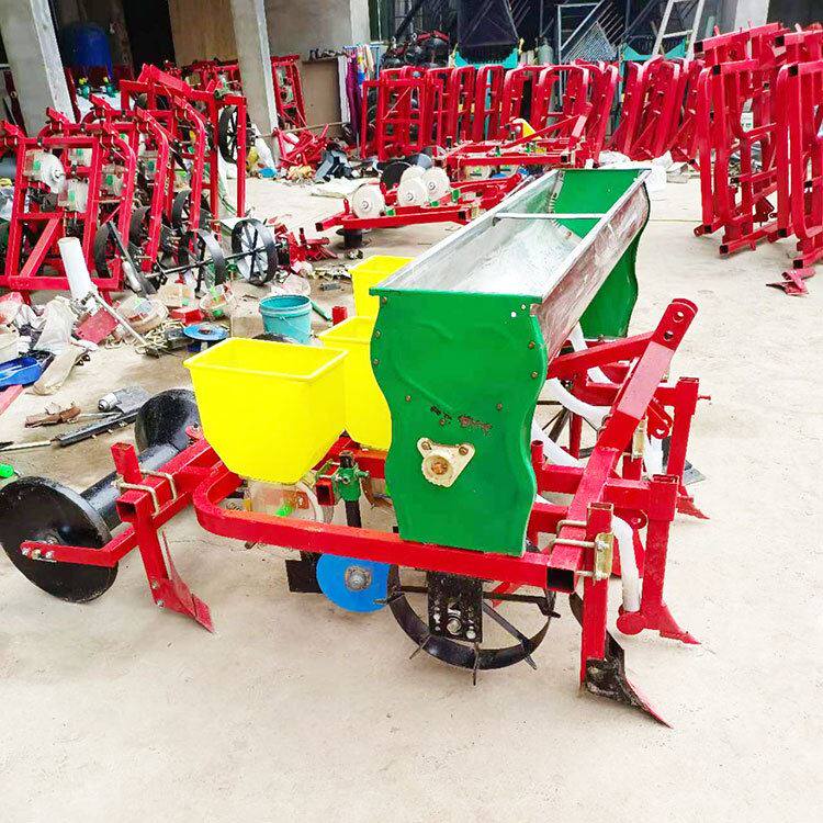 河北保定花生播种机单粒精播施肥起垄种花生机2垄四行花生精播机
