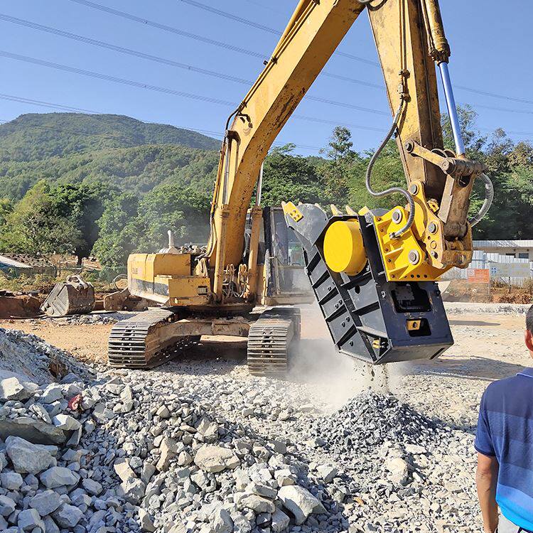 卡博恩挖掘机破碎斗 重载岩石挖斗 挖掘机粉碎石子机