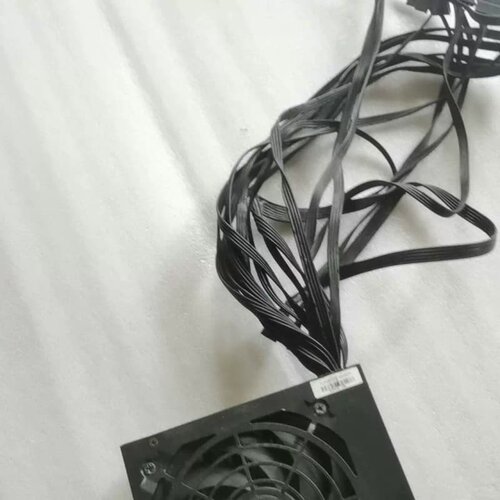 议价BYSUO百 硕AX650温控宽幅大师系列电源。额定功率60