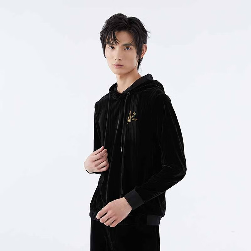 压皱卫衣LIU·JOUOMO连帽款