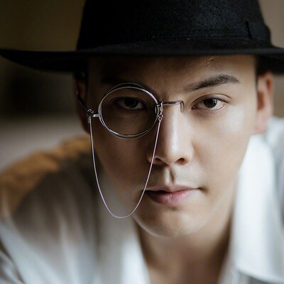 资本家单片眼f镜阿蒙怪盗基德的单片眼镜复古单眼眼镜拍照带链条