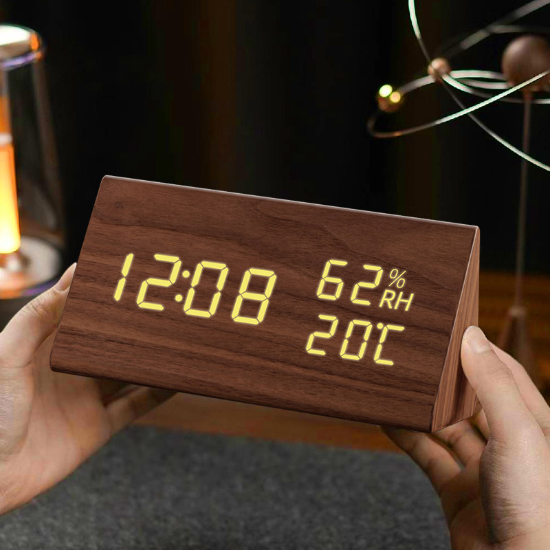 木质电子时钟表摆台式qled静音夜光简约数字闹钟学生桌面床头摆件