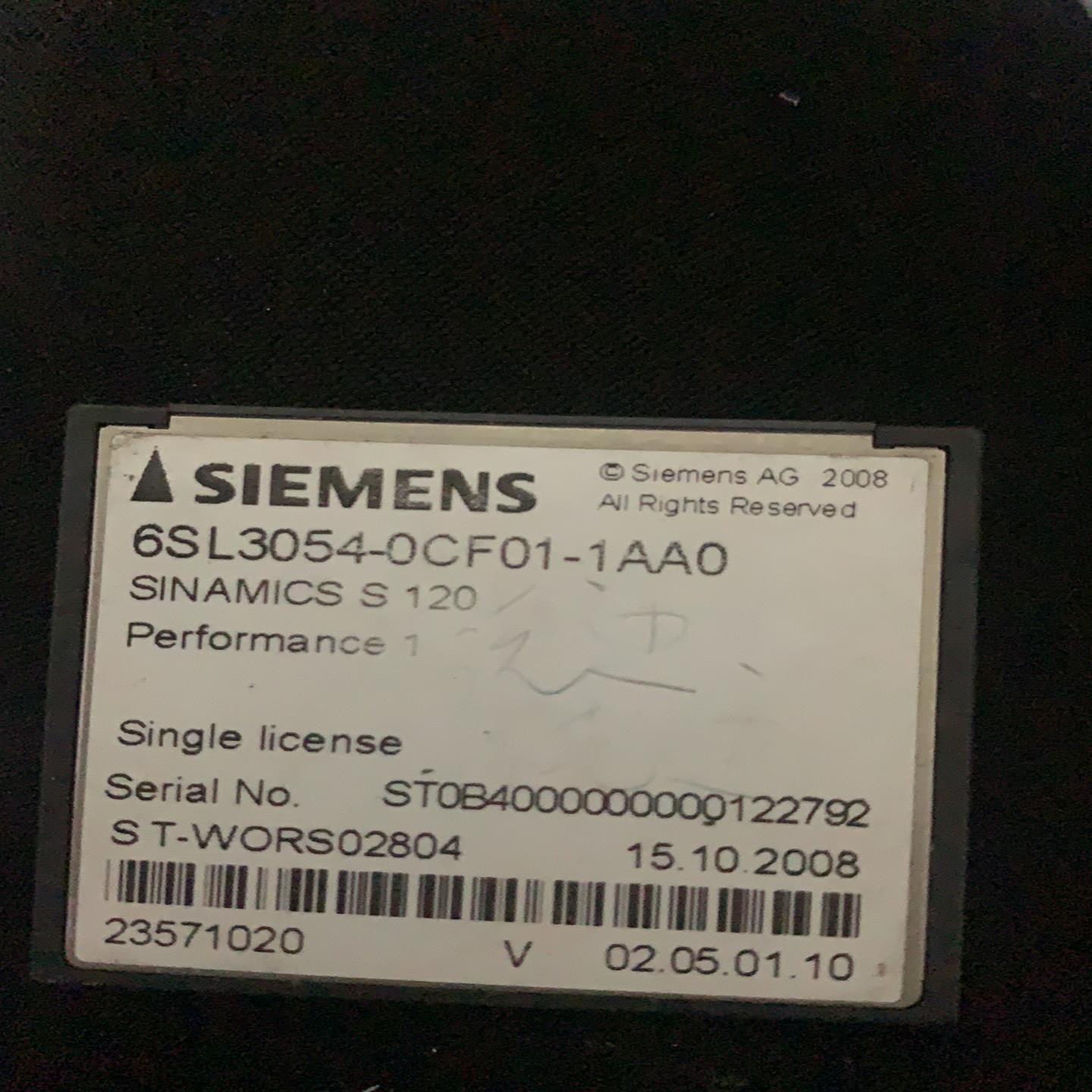 议价6SL3054-0CF01-1AA0内存卡实物图