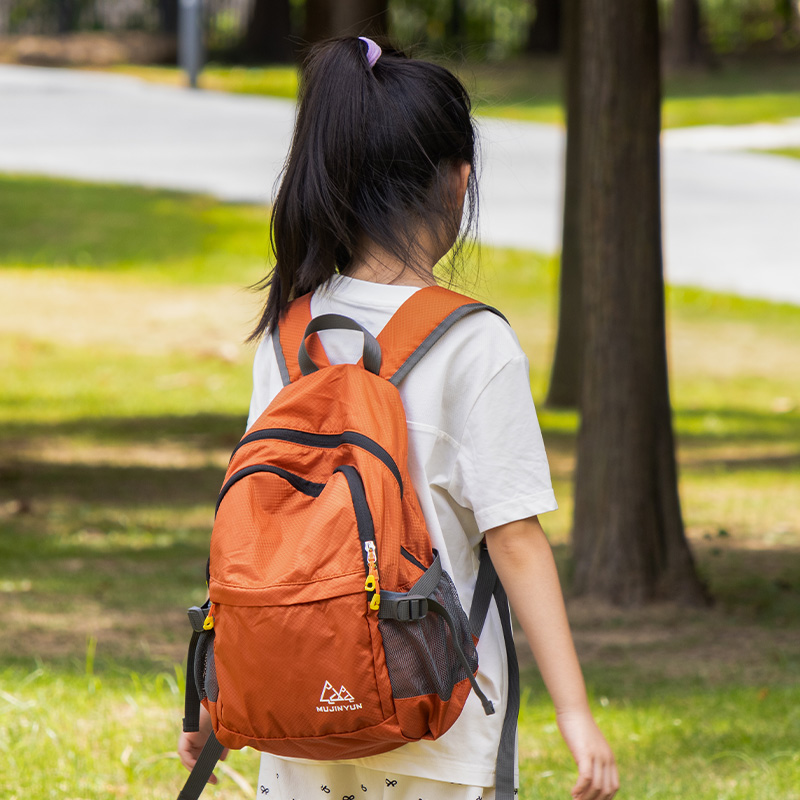 儿童超轻背包小学生轻便软书包