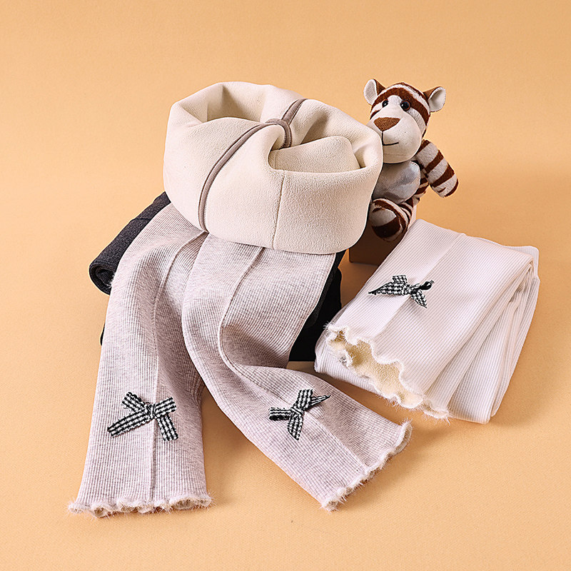 女童内搭裤秋冬款加绒加厚白色儿童裤子一体绒女宝宝外穿坑条长裤