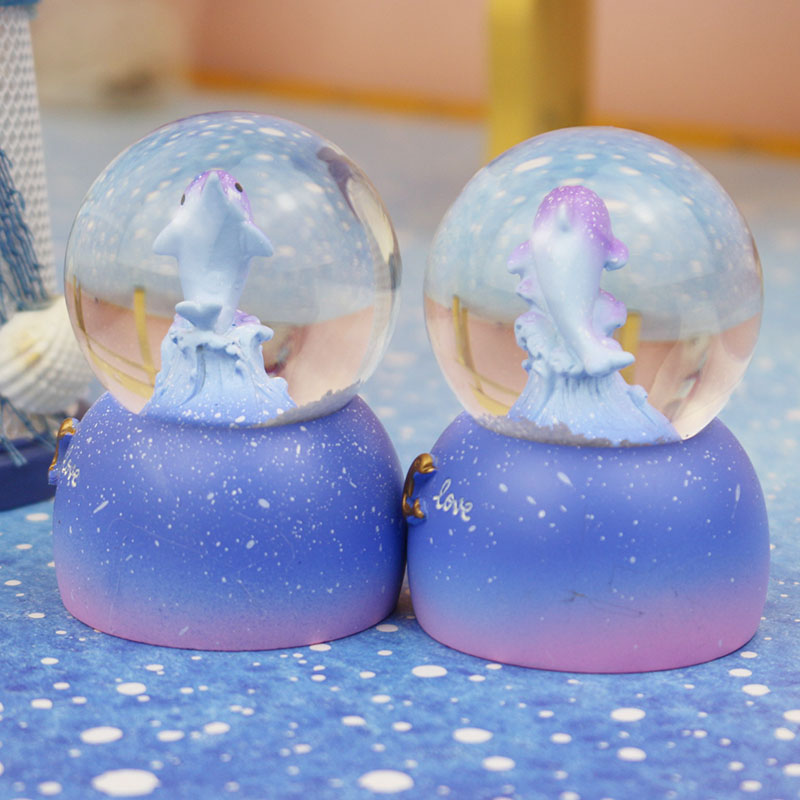 新款渐变海豚发光水晶球摆件圣诞节送同学生日礼物女学生闺蜜装饰