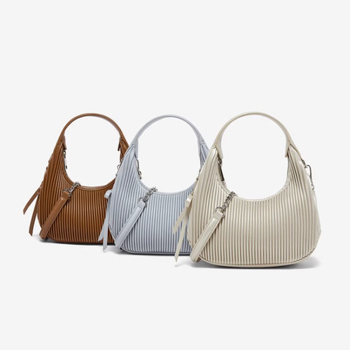 专柜正品百思图2026春款女包高级设计感新月包褶皱斜挎包JA050AX6