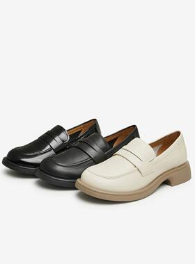 百思图2024春商场新款真皮法式白色乐福鞋加宽粗跟女单鞋TQ422AA4