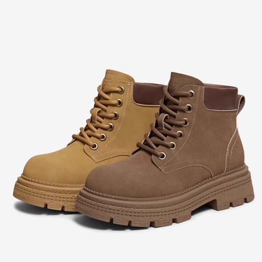 专柜正品百思图2025冬新款女靴马丁靴工装靴踢不烂大黄靴D3785DZ5