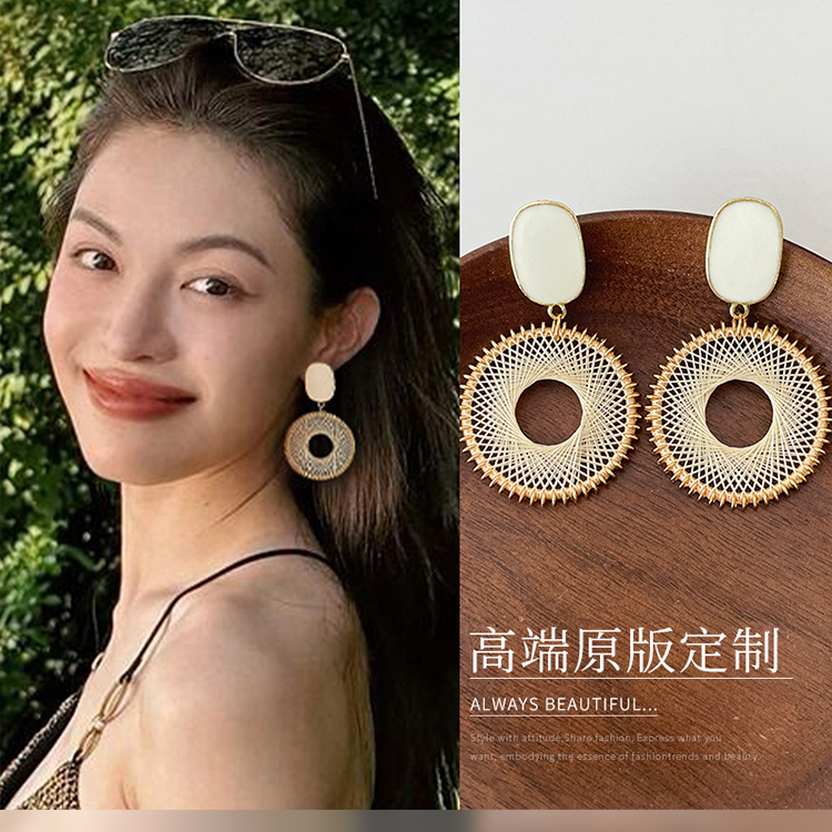 轻奢编织耳夹女度假风气质高级