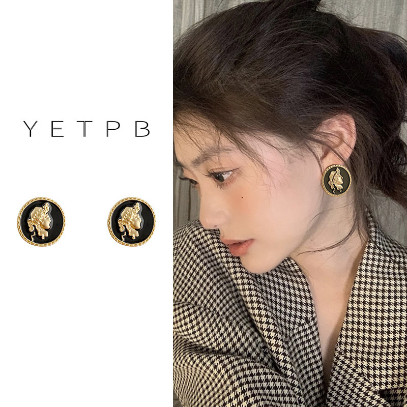 美拉德复古金色耳钉新款2025爆款时尚耳环轻奢小众高级感气质耳饰,饰品/流行首饰/时尚饰品新,耳钉,淘宝优惠券,粉丝福利购,淘宝优惠卷