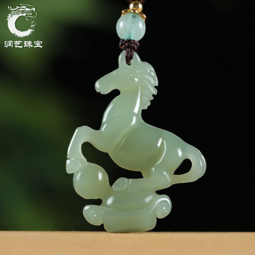 天然和田玉生肖马吊坠青玉马上有钱玉佩玉石玉坠马到成功男女挂件