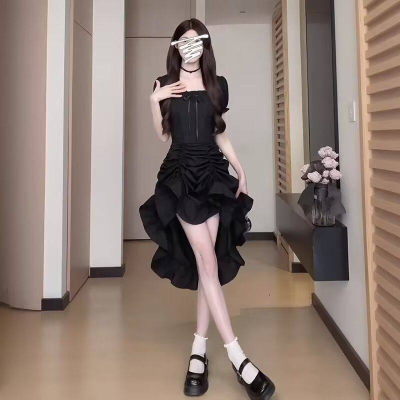 一裙多穿法式气质黑色独特漂亮掐腰连衣裙褶皱设计感收腰a字长裙