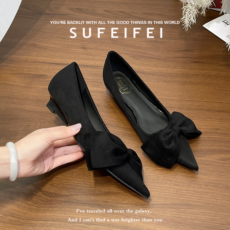 苏妃妃法式大蝴蝶结单鞋女2026年春款尖头浅口坡跟瓢鞋职业低跟鞋