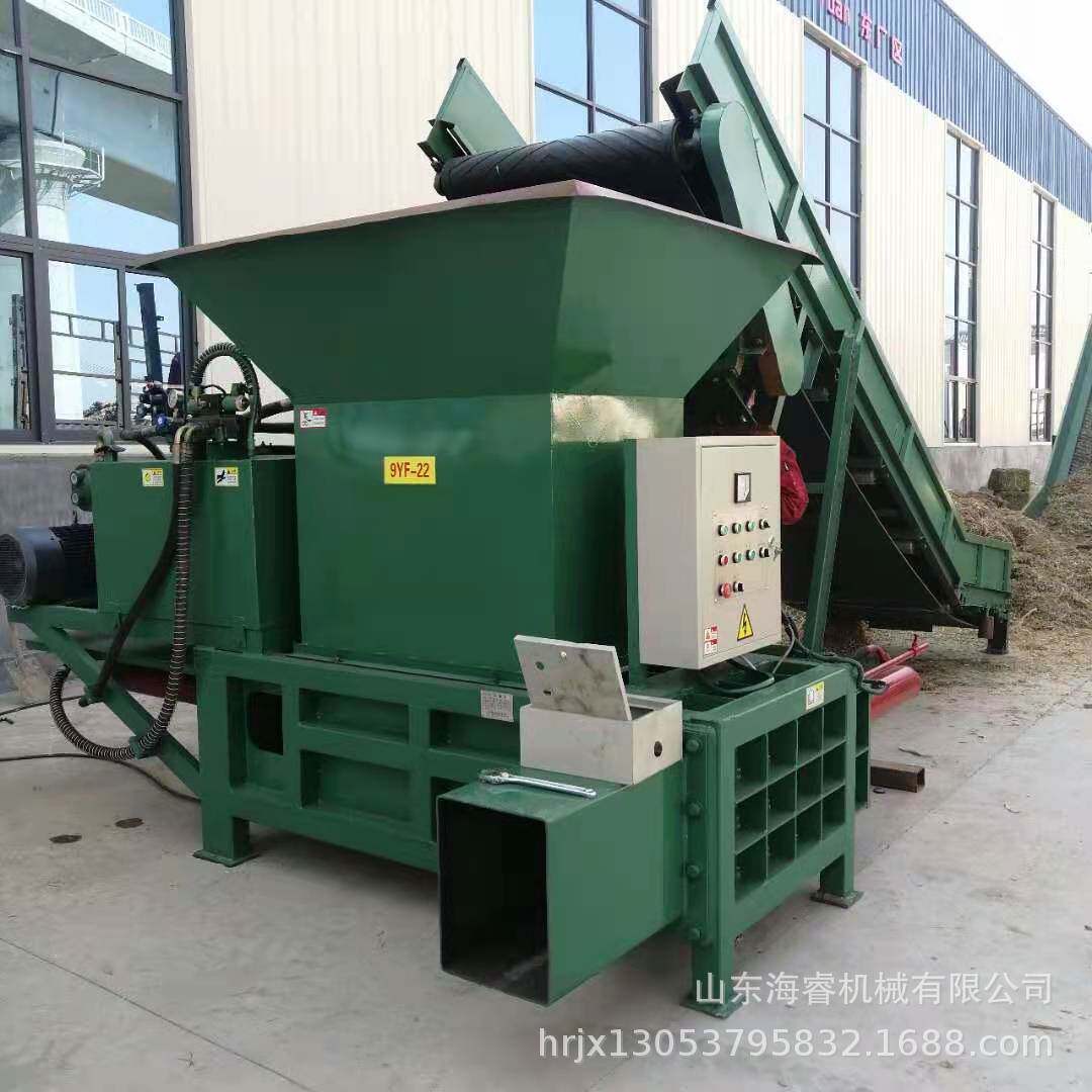 玉米秸秆粉碎行走式打包机套袋子全自动青草麦秸秆压缩打包机厂家