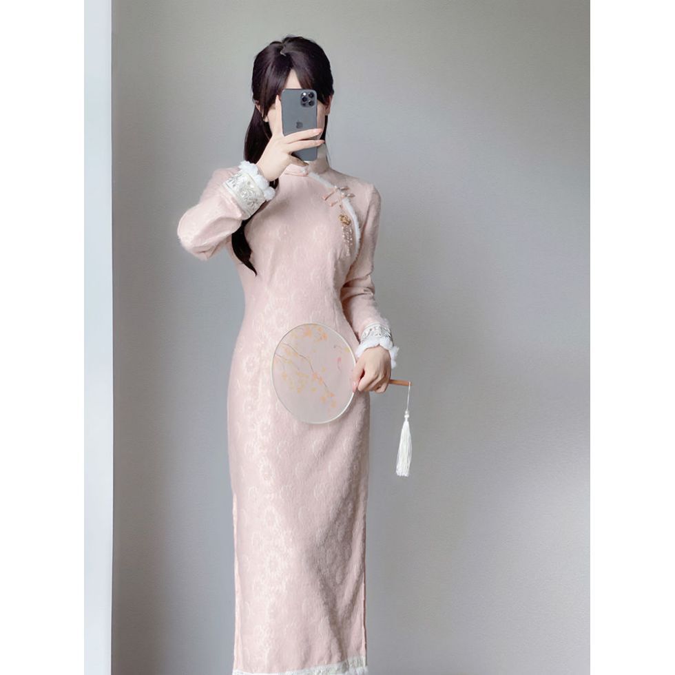 粉色旗袍女新中式秋冬2025新款冬季高端气质优雅年轻加厚加绒长袖