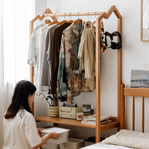 自得实木落地衣帽架带轮挂衣架